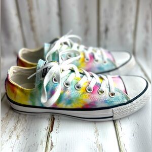 Converse Tye Die Shoes - size 7 Women’s